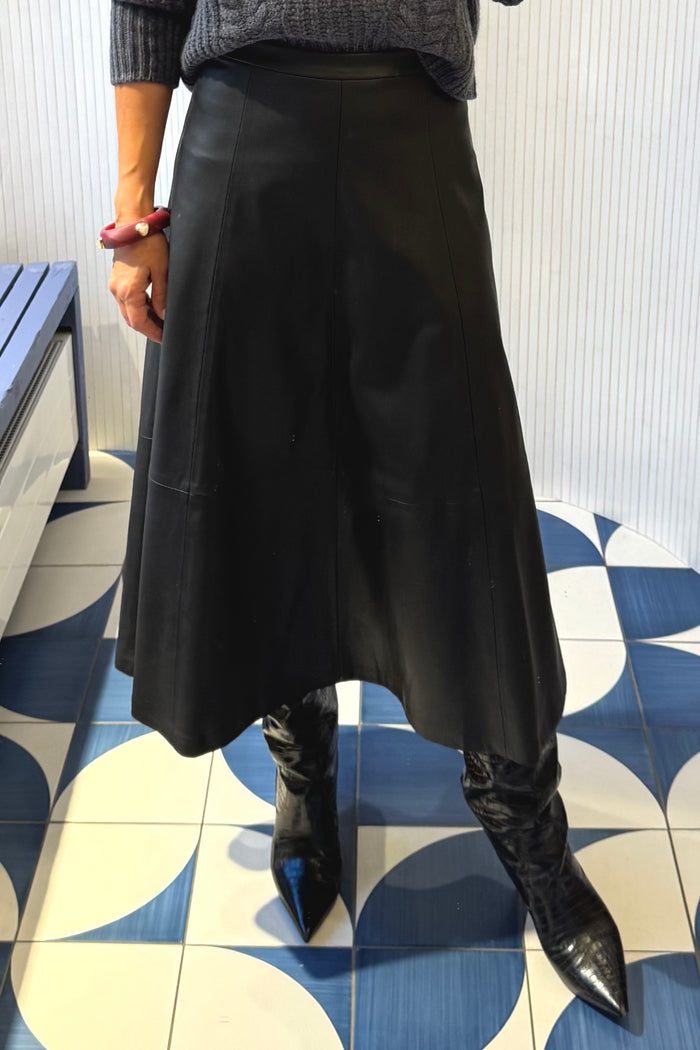 VEGAN LEATHER SKIRT BLACK