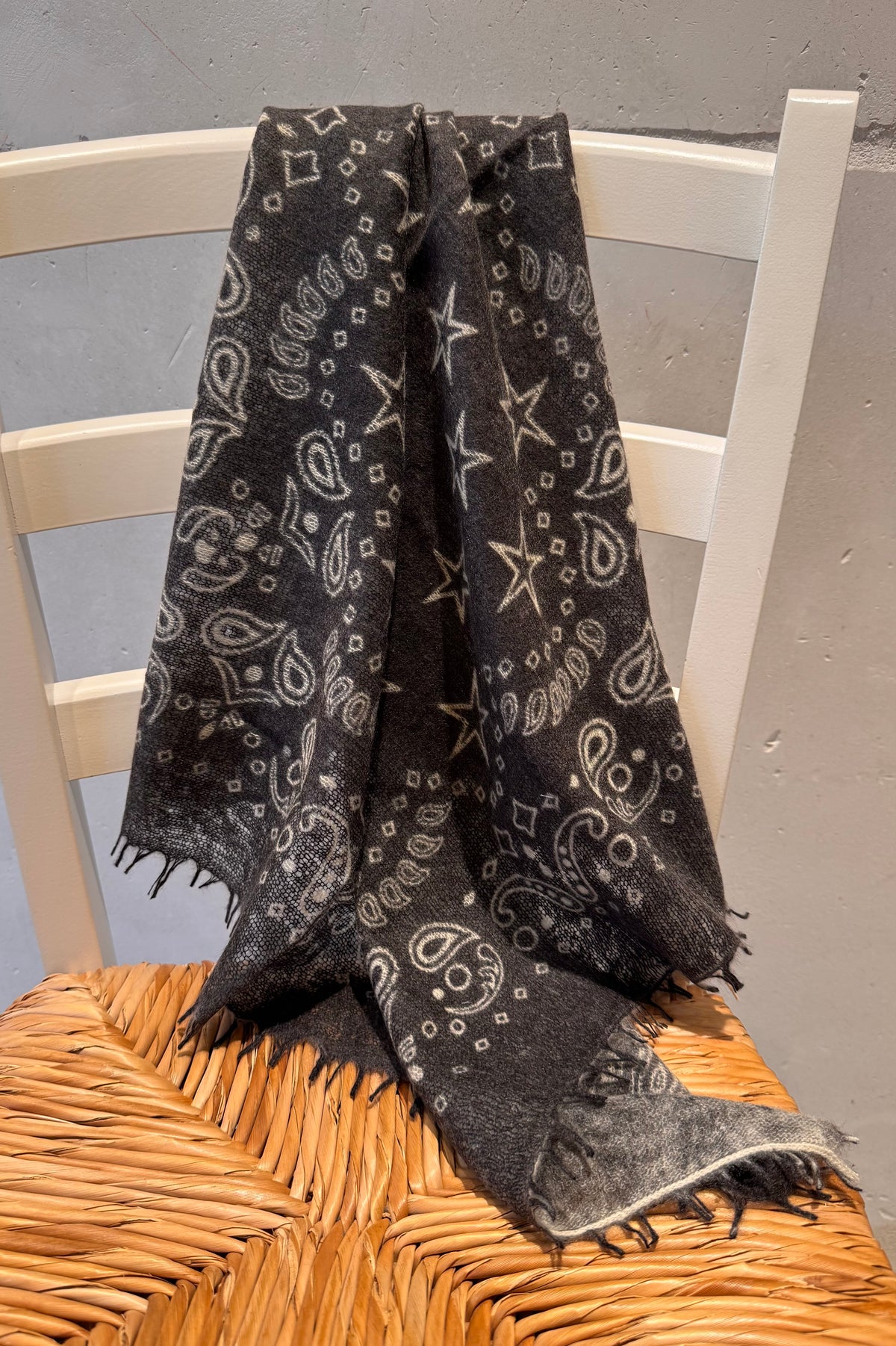 SMALL CASHMERE SCARF „BANDANA“