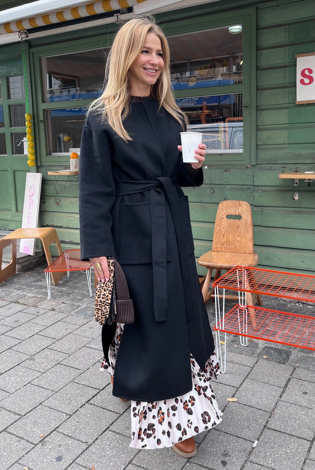 OVERSIZED COAT WITH BELT BLACK