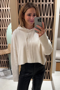 CROPPED OVERSIZED SUPERSOFT KNIT HOODIE CREAM