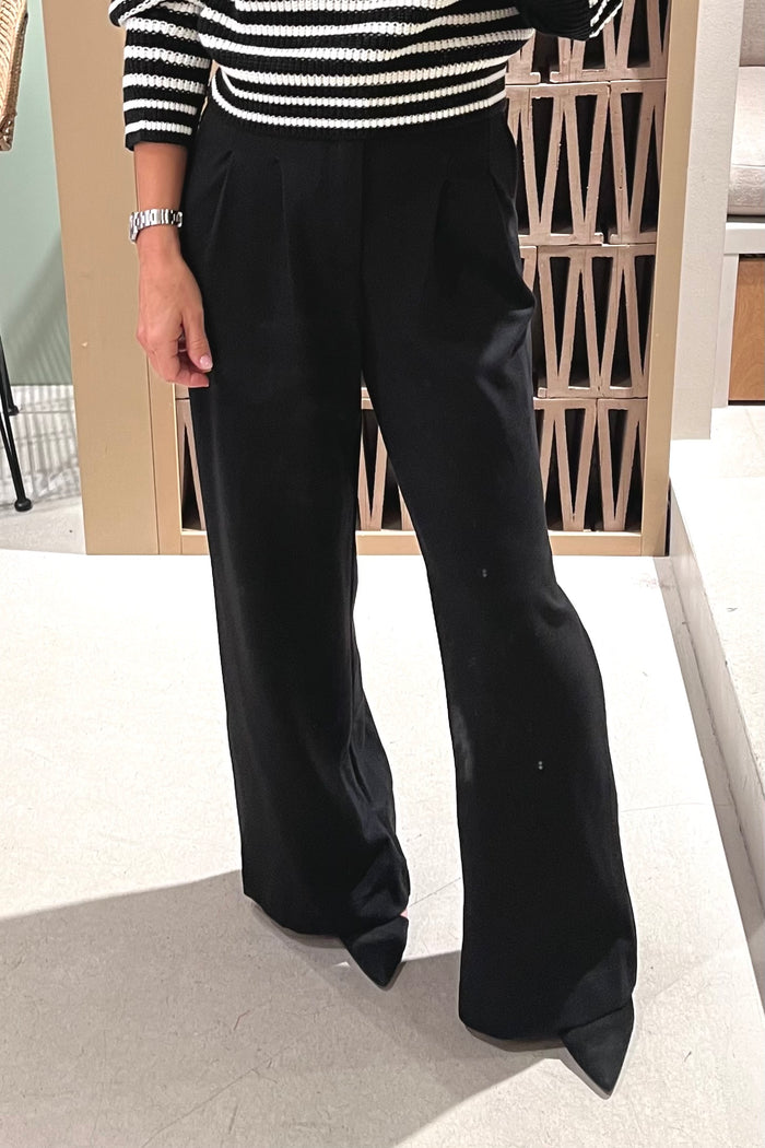 WIDE LEG VISCOSE PANTS "PLEATS" BLACK