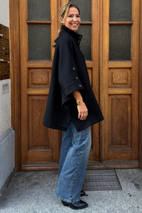 OVERSIZED WOOL CAPE JACKET BLACK