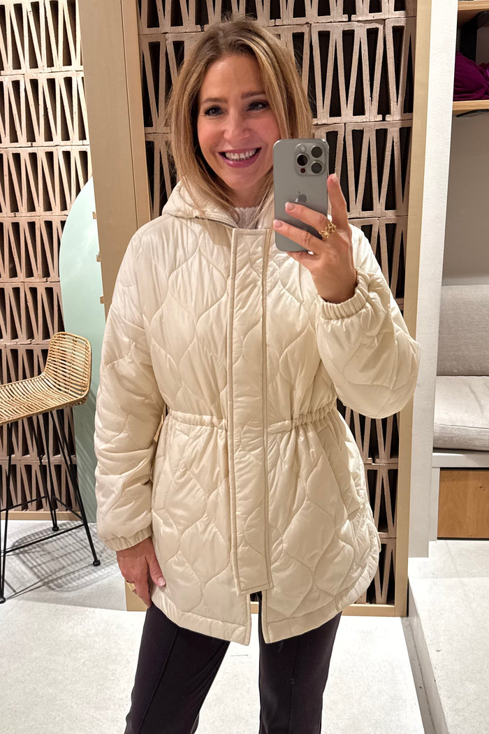 OVERSIZED LIGHT PUFFER JACKET VANILLA-WHITE