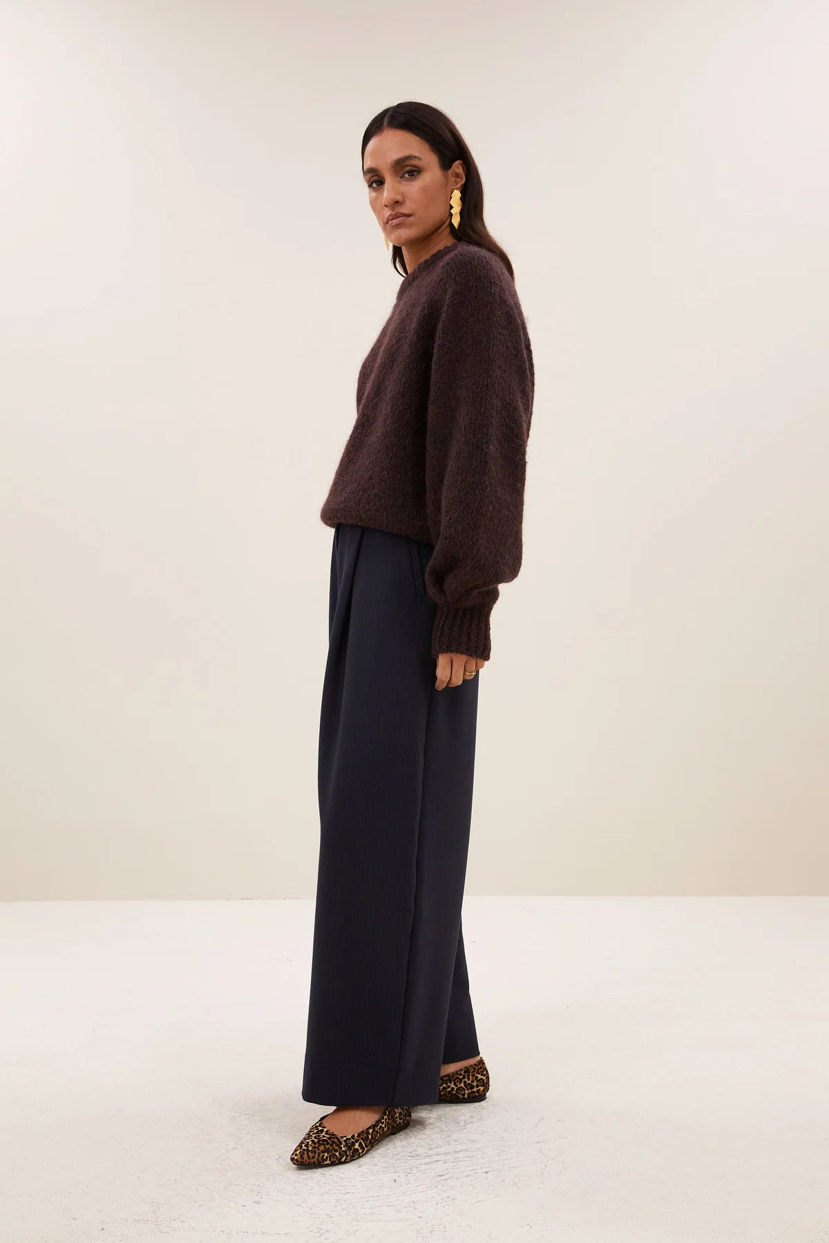 OVERSIZED ALPACA PULLOVER CHOCOLATE BROWN