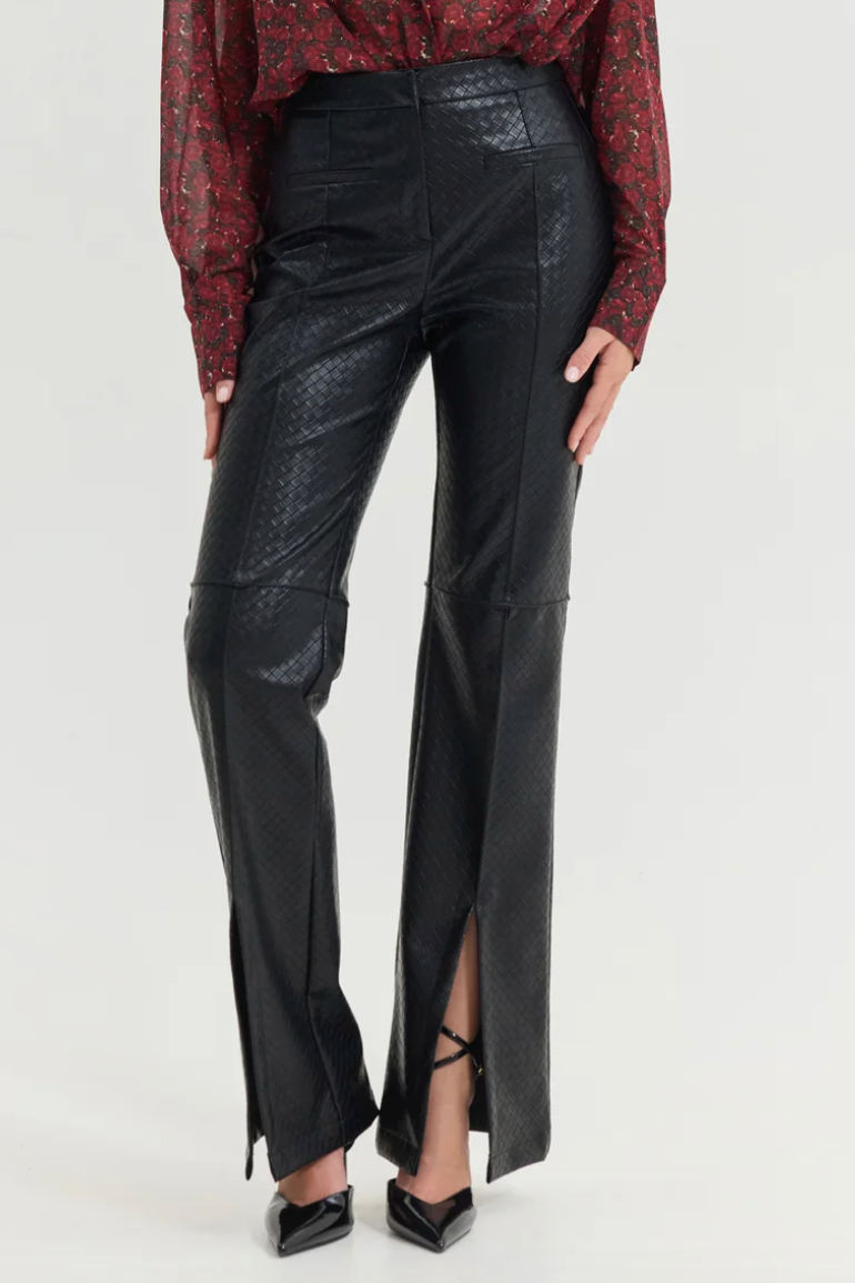 STRUCTURED VEGAN LEATHER PANTS BLACK