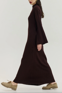 LONG OVERSIZED CABLE KNIT DRESS BROWN