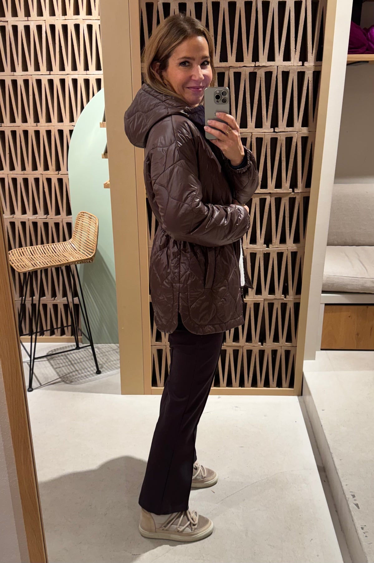 OVERSIZED LIGHT PUFFER JACKET BROWN