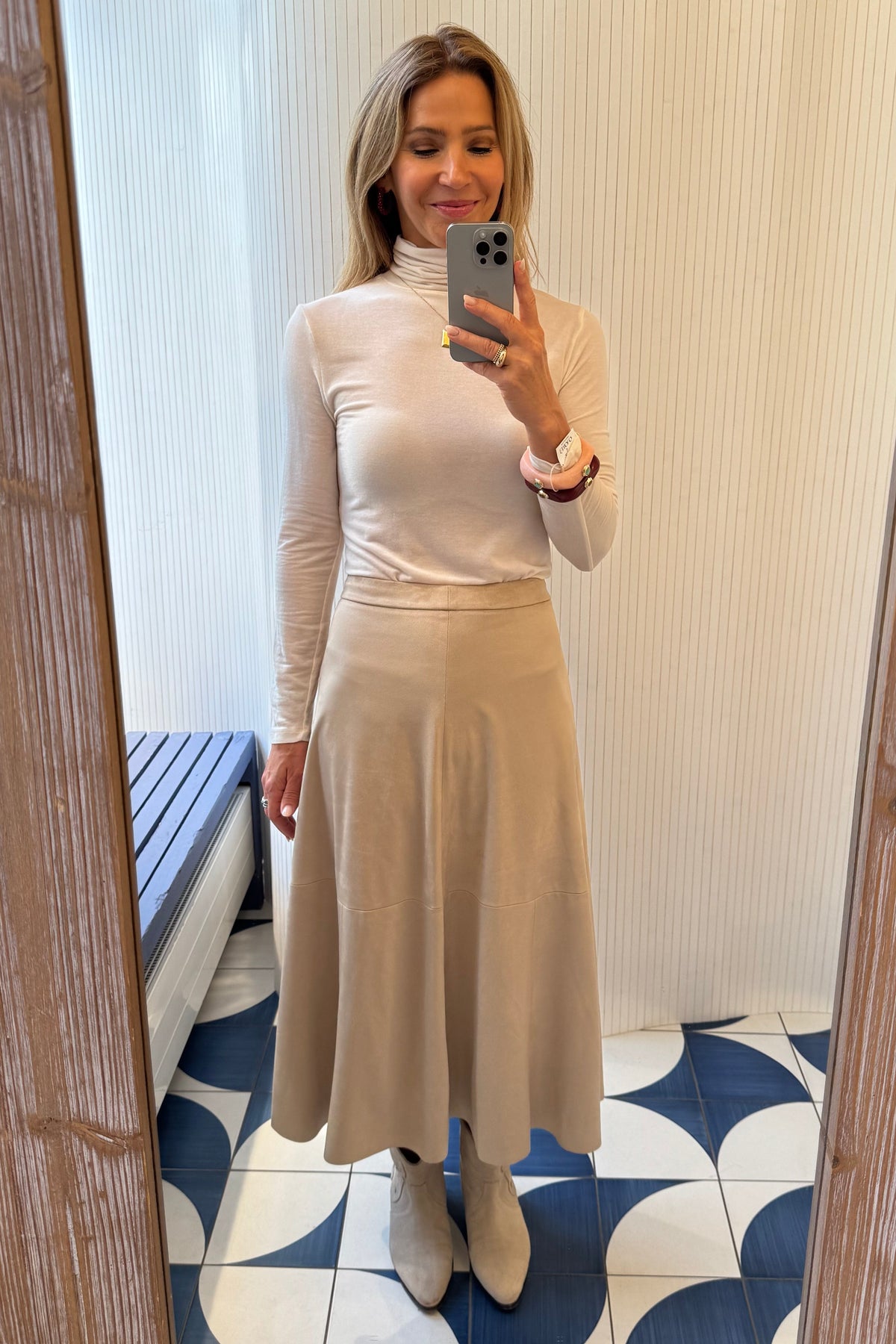 VEGAN SUEDE SKIRT BEIGE