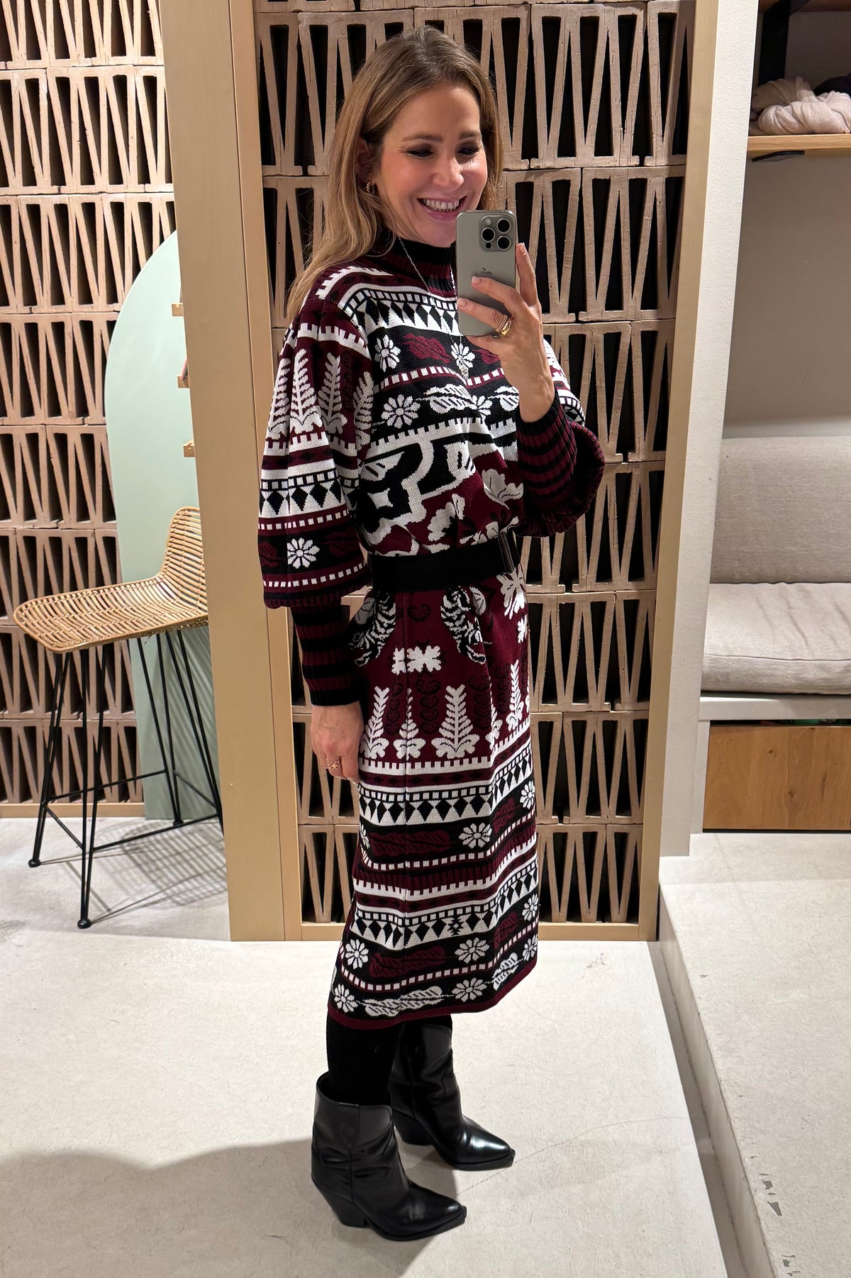 MIDI INTARSIA KNIT DRESS BLACK/ECRU/BORDEAUX