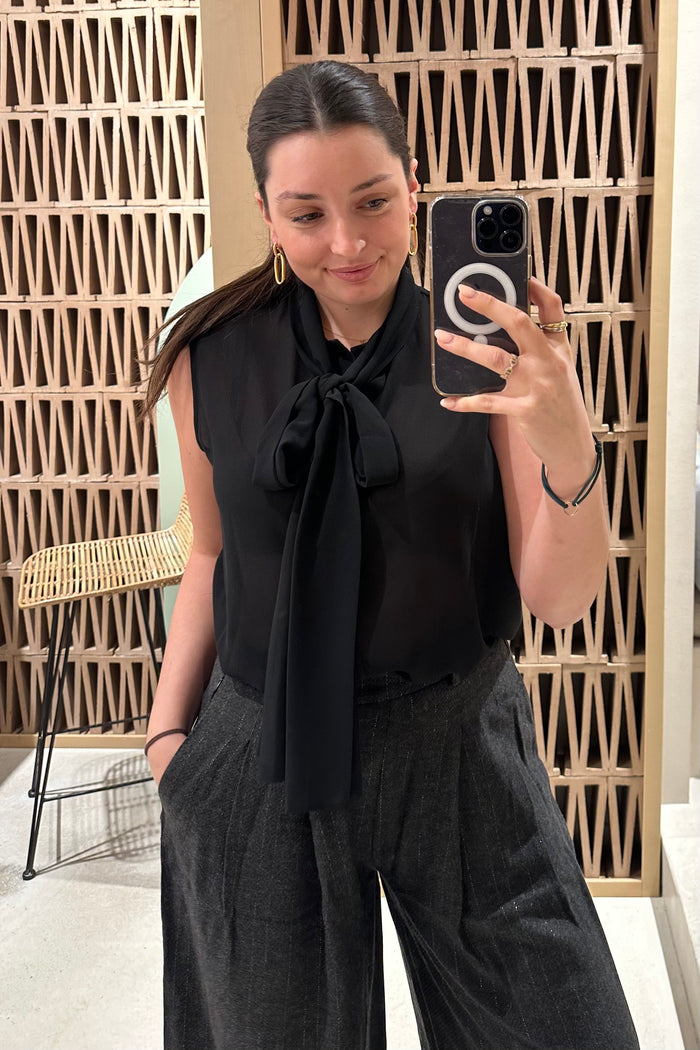 SLEEVELESS BOW TIE CHIFFON BLOUSE BLACK