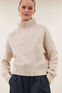 OVERSIZED PULLOVER WITH ZIPPER CHALK