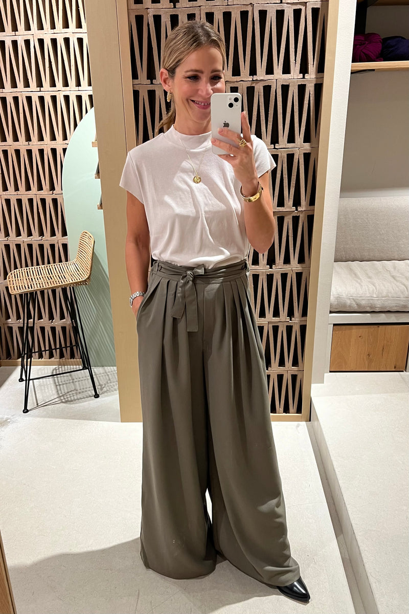 LONG ULTRA WIDE LEG PANTS