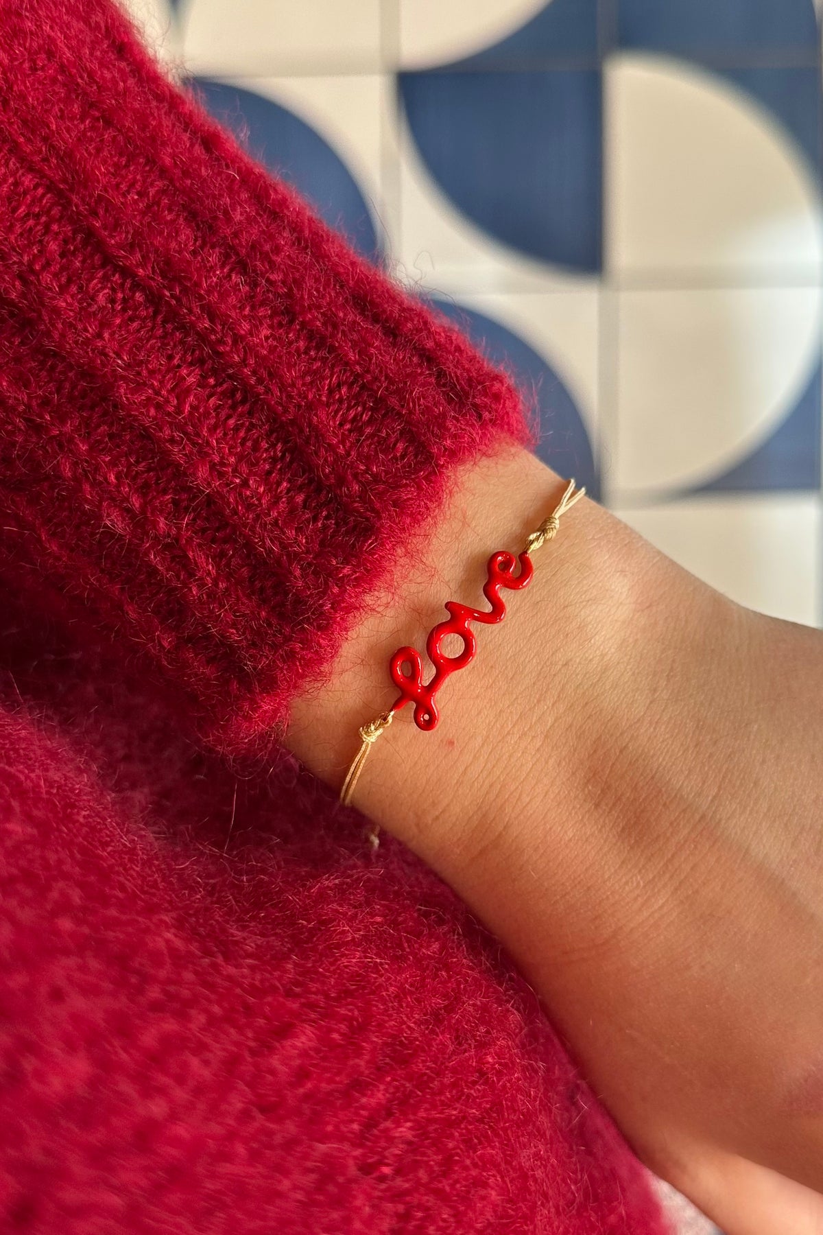 ENAMEL BRACELET "LOVE" RED