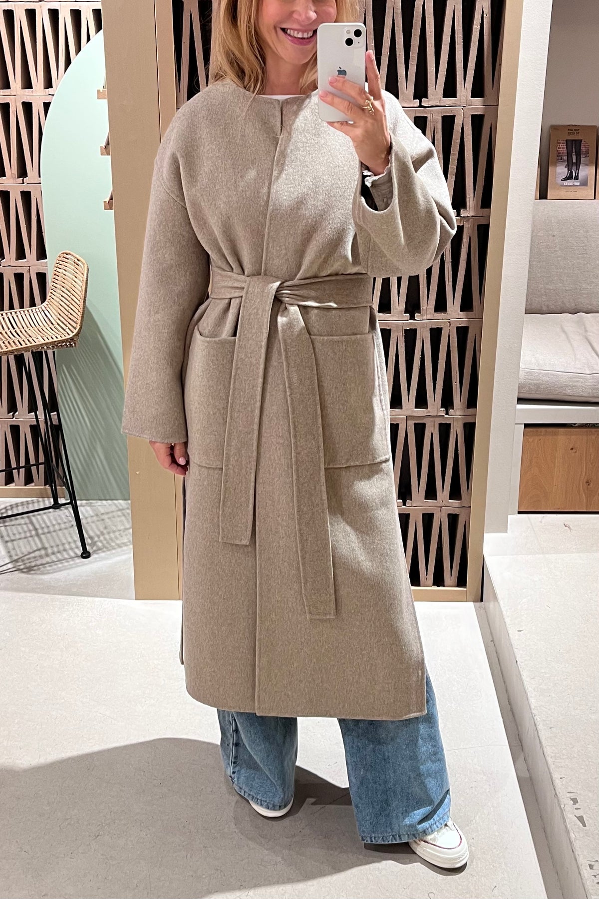 OVERSIZED COAT WITH BELT OAT