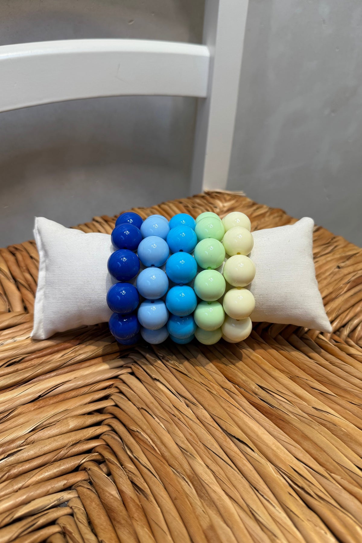 CHUNKY RESIN BRACELET „BLUES“