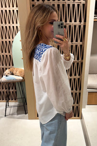 COTTON BLOUSE "FLAKES" WHITE/BLUE/CIEL