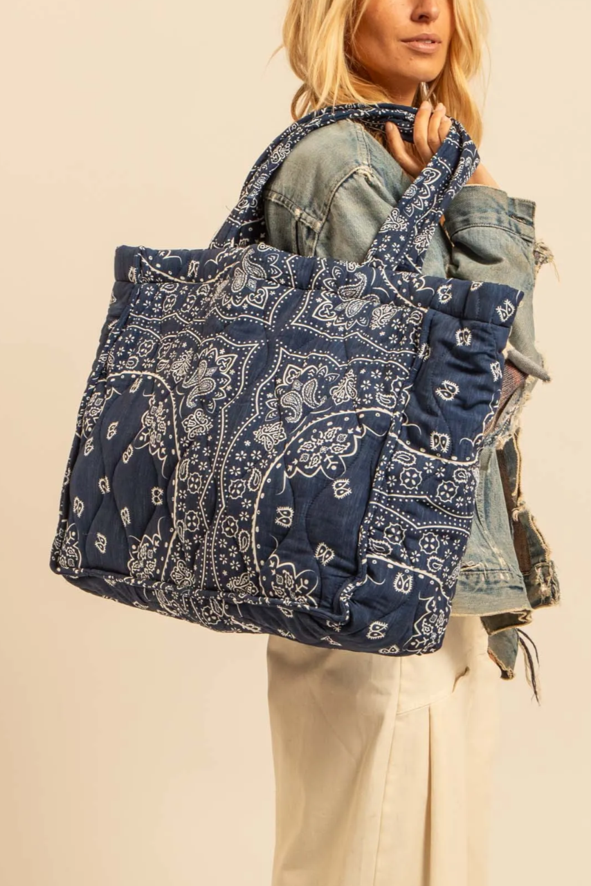 PADDED VISCOSE BAG "BANDANA" BLUE