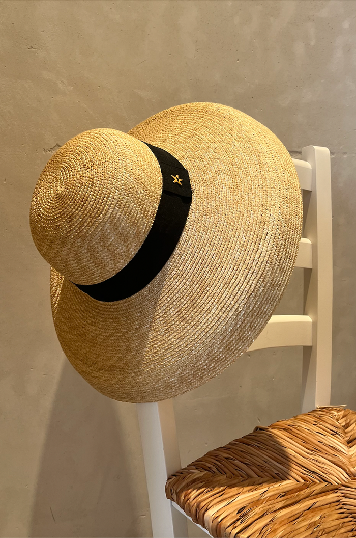 RAFFIA HAT "HELIOS" WITH BLACK HAT BAND