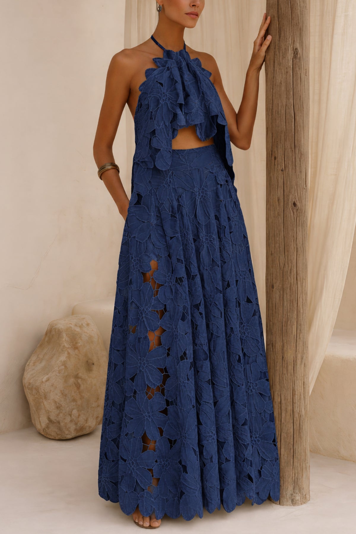 BACKLESS NECKHOLDER LACE TOP "AURELIA" ROYAL BLUE