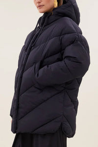 ULTRA OVERSIZED PUFFER JACKET MIDNIGHT