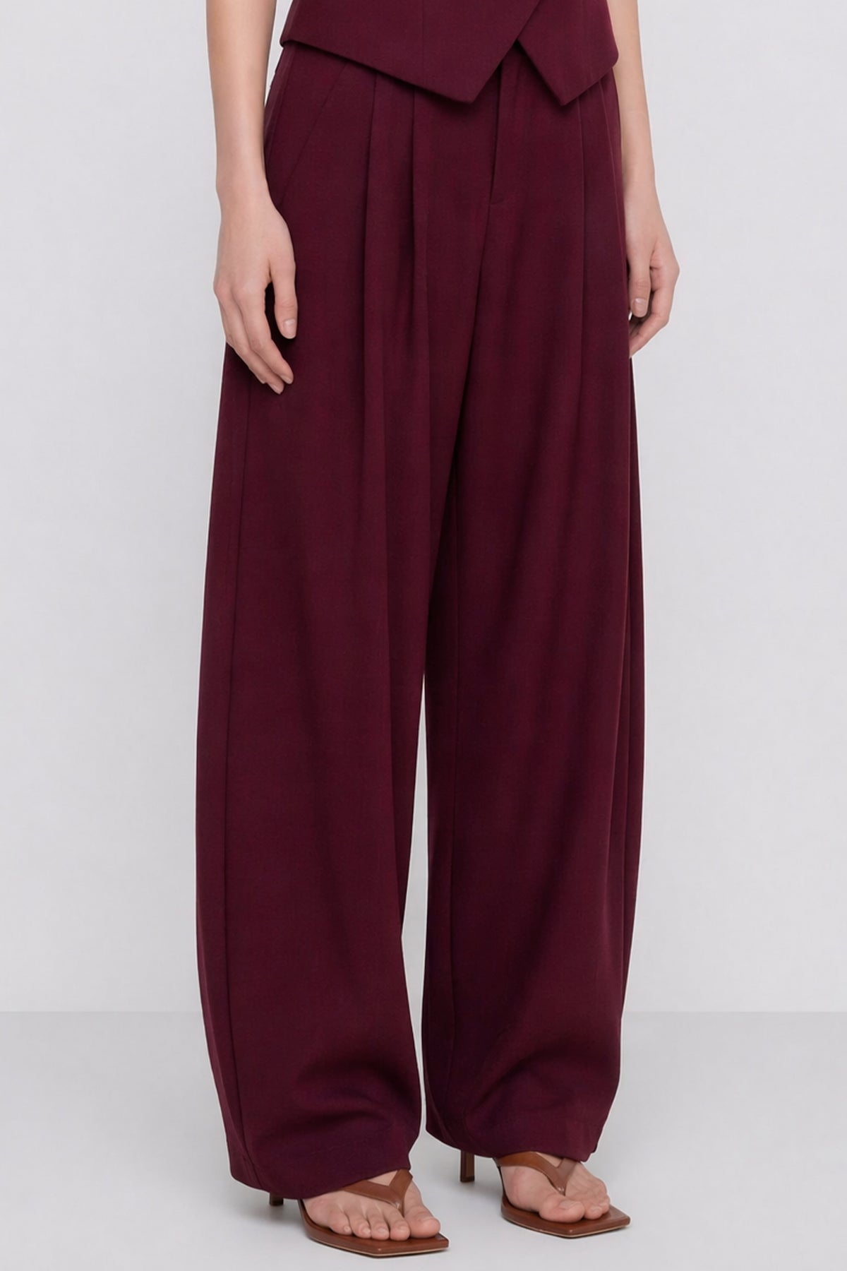 TAILORED BARREL PANTS BORDEAUX
