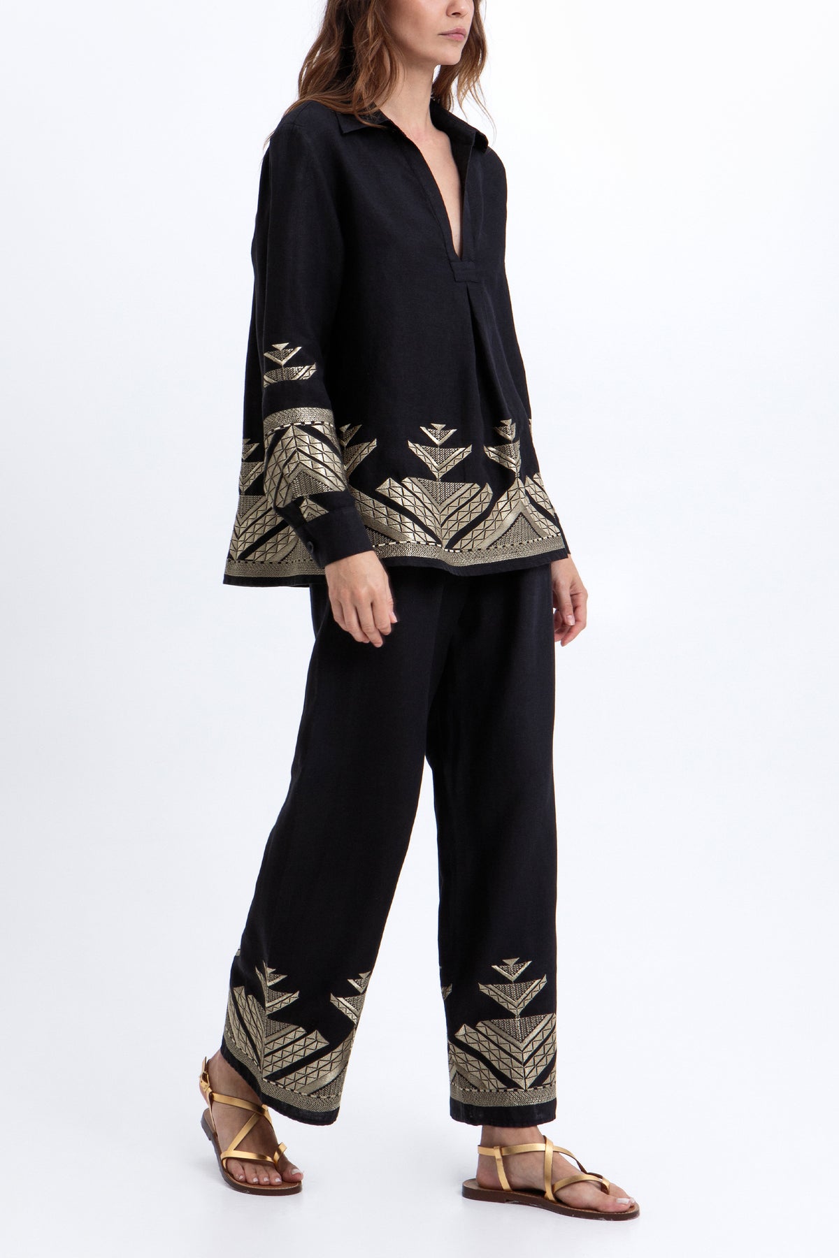 EMBROIDERED LINEN BLOUSE "PYRAMIDS" BLACK/GOLD