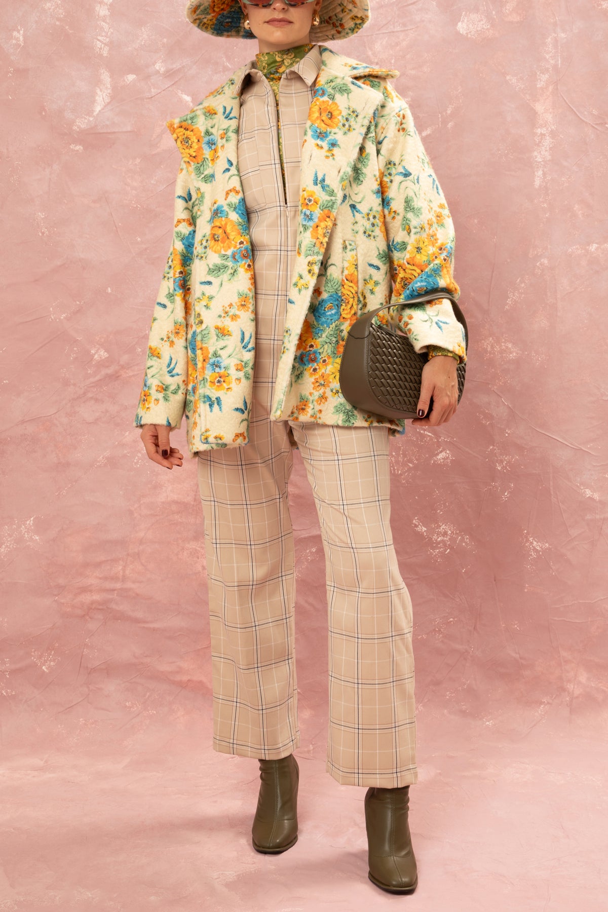 SOFT SUPER OVERSIZED LONG JACKET
 "TAPETSARIA“