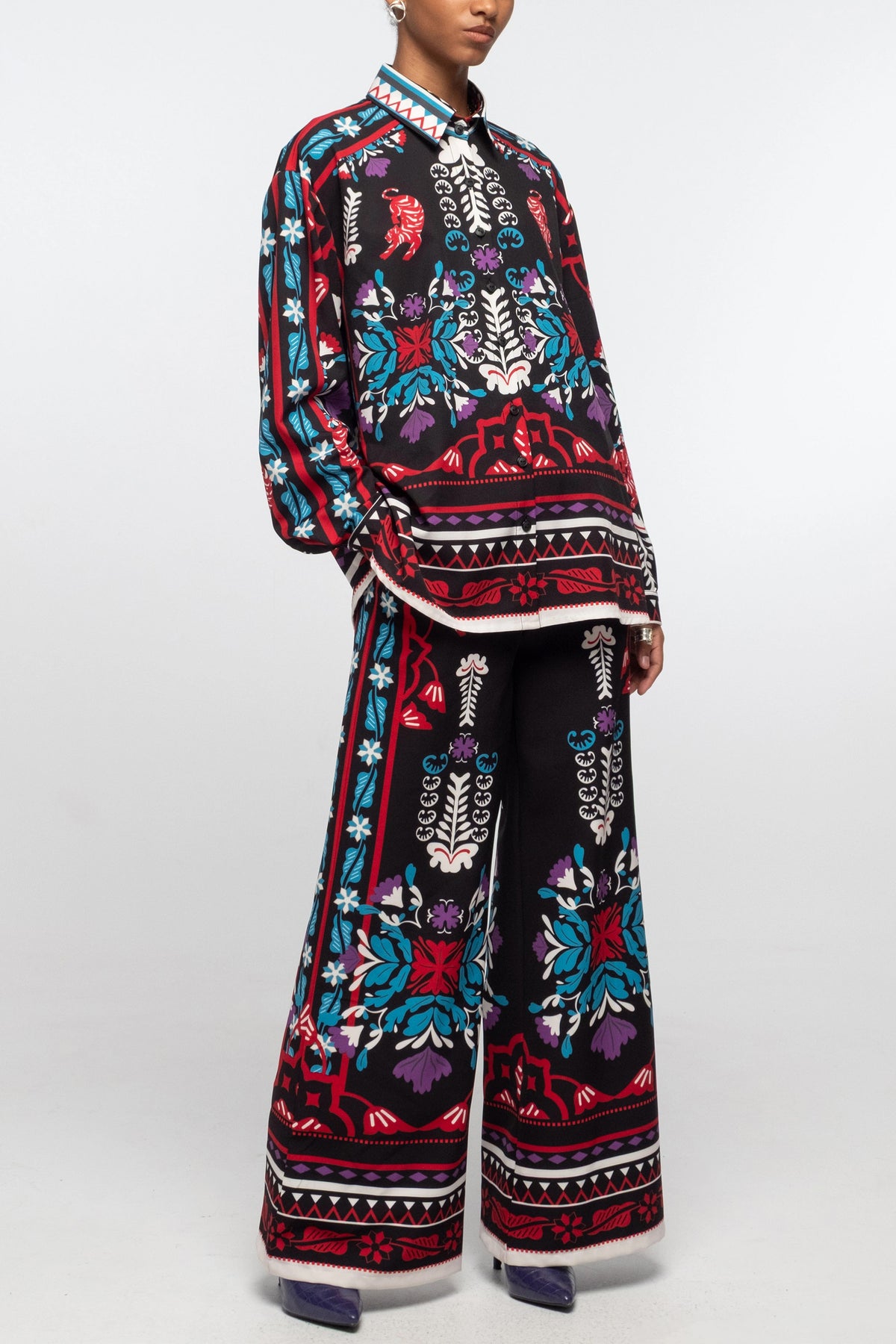 BLOUSE WITH PLACEMENT PRINT BLACK/MULTICOLOR