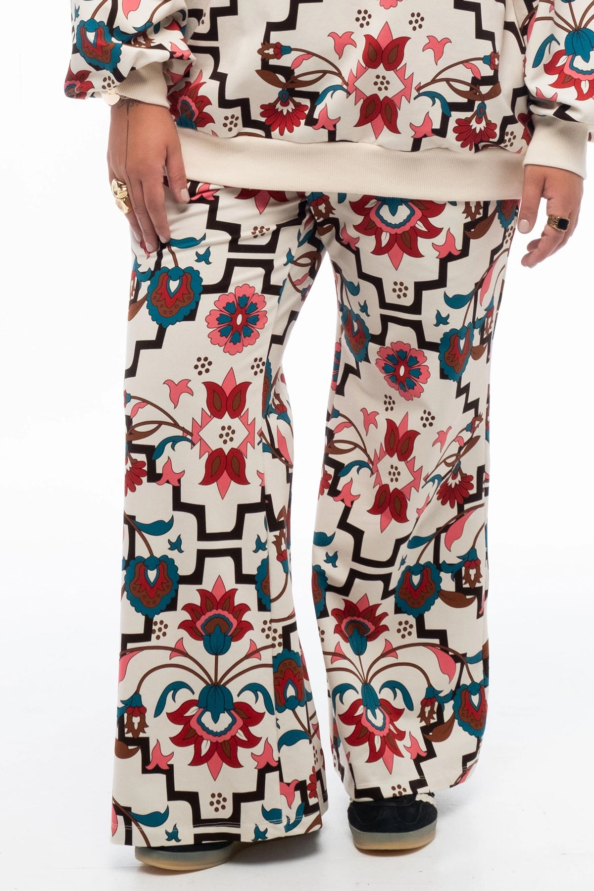 COTTON SWEATER PANTS WITH FLOWER PRINT ECRU/MULTI