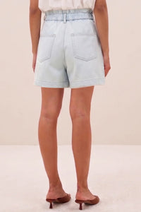 BLEACHED DENIM SHORTS LIGHT BLUE