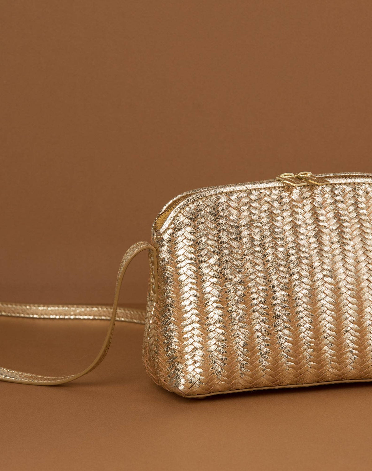 WOVEN LEATHER BAG “MIA”