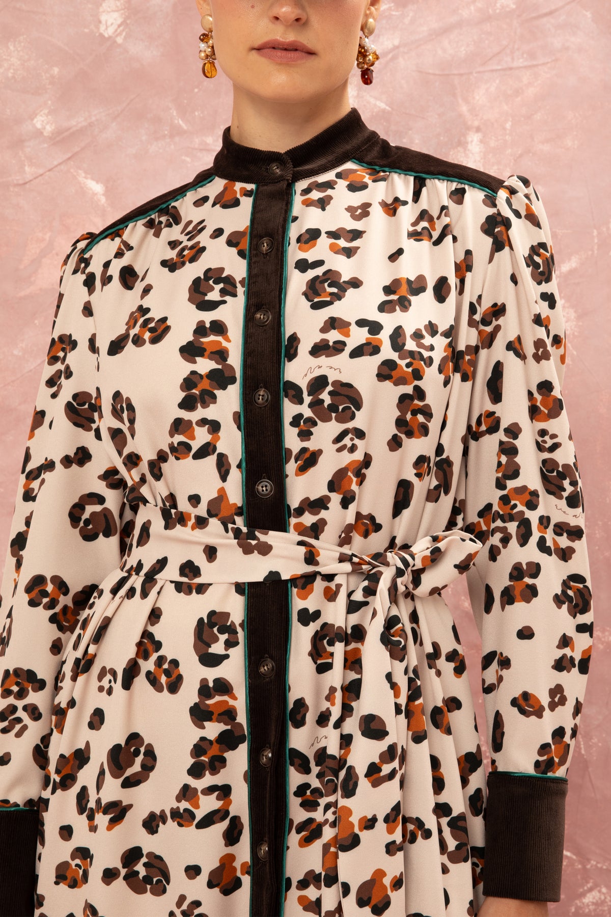 MIDI SHIRT DRESS WITH CORDUROY DETAILS "LEOPARD" CREAM/BROWN