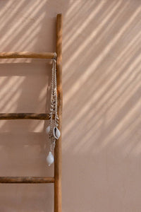 HANDMADE TASSLE "BIG SHELL" NATURAL/WHITE