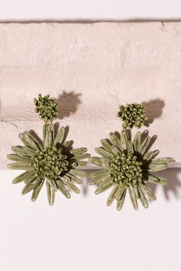 RAFFIA STATEMENT EARRINGS “FLORA” OLIVE