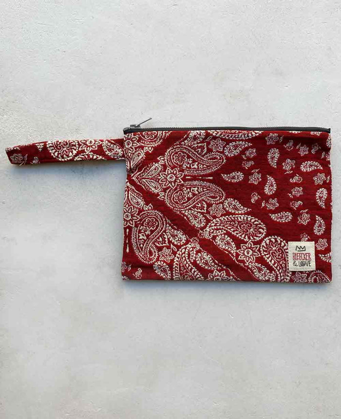 POUCH "PAISLEY" RED/WHITE