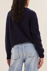 MERINO V-NECK PULLOVER "MEADOW" MIDNIGHT BLUE