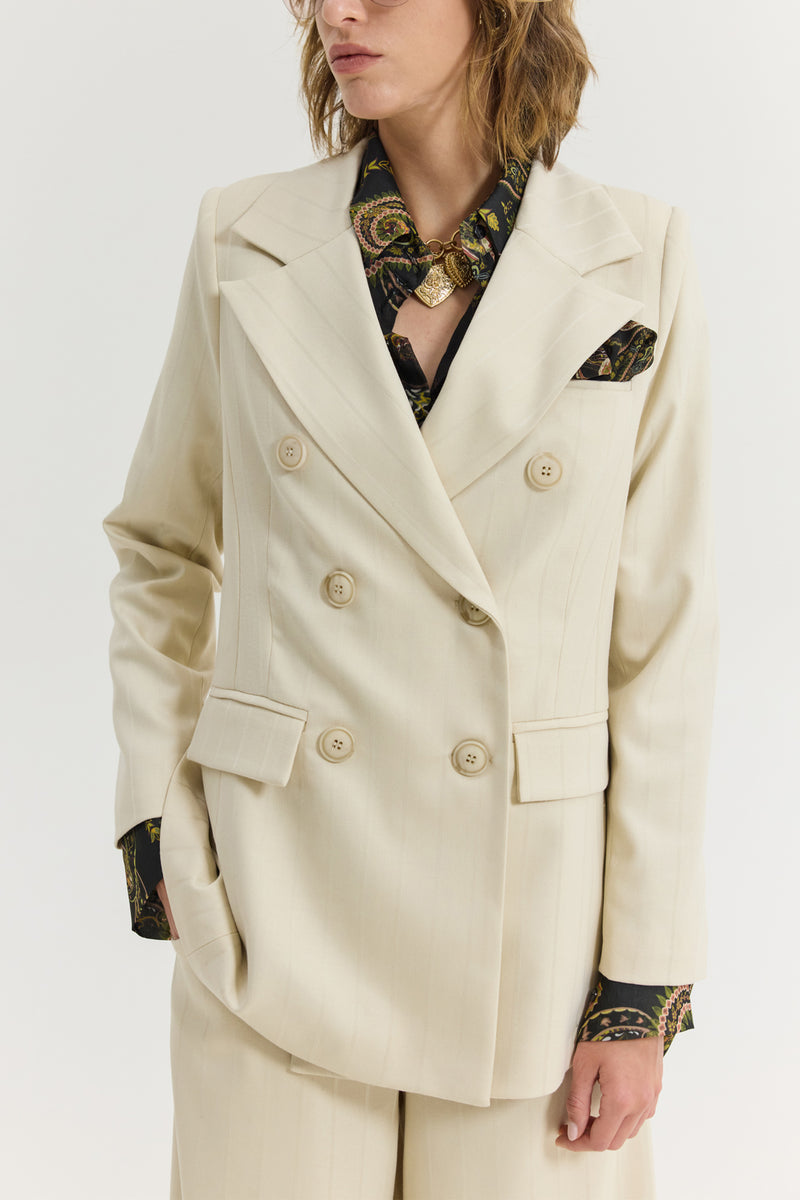 LONG OVERSIZED BLAZER WITH PAISLEY LINING CREAM