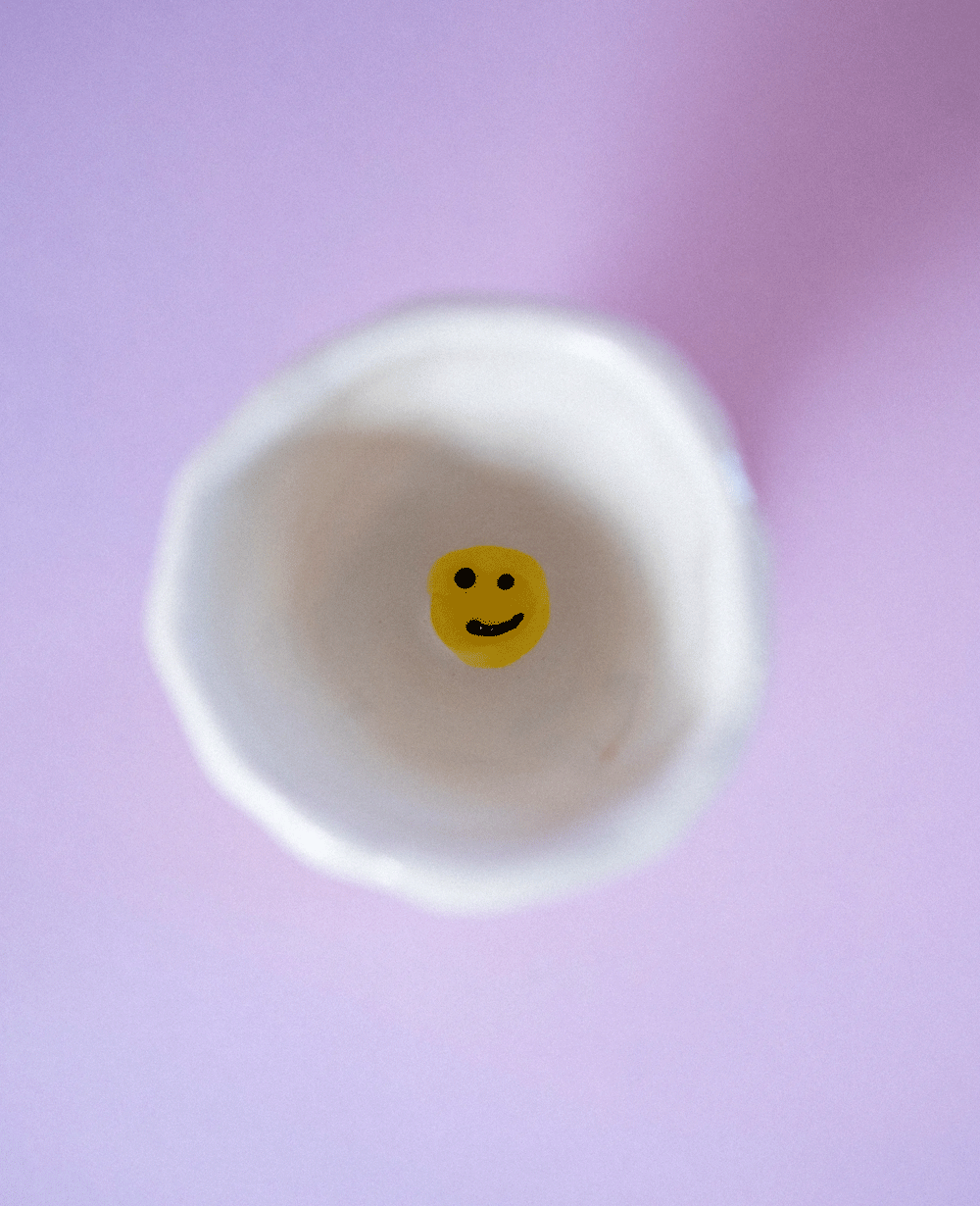 EGG CUP "SMILEY" WHITE/YELLOW