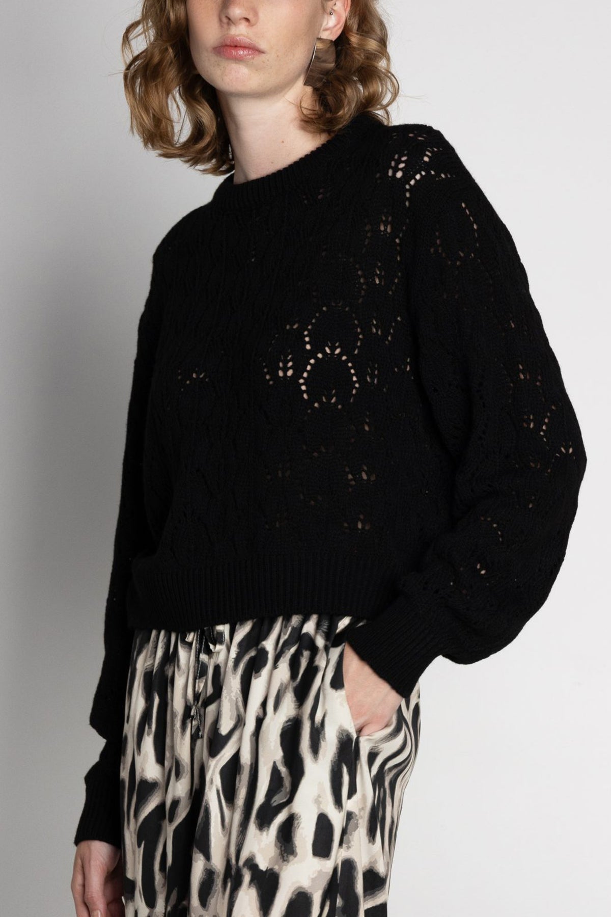 AJOUR KNIT PULLOVER "AETHER" BLACK