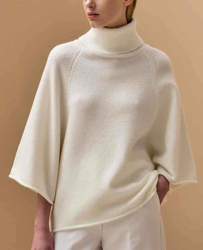 OVERSIZED PULLOVER "KOMMENO" WITH CROPPED SLEEVES