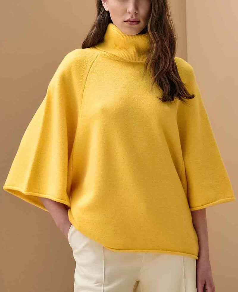 OVERSIZED PULLOVER "KOMMENO" WITH CROPPED SLEEVES