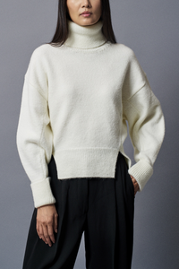 TURTLENECK PULLOVER "STUDIO"