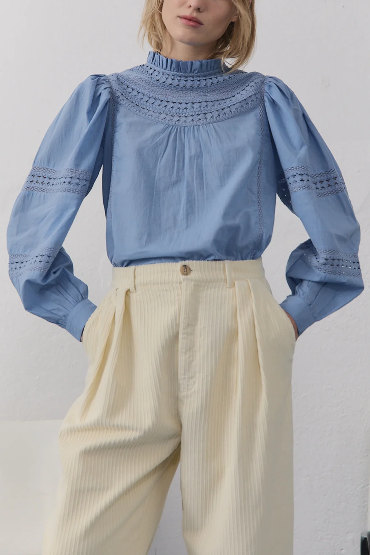 BLOUSE "PARIS" BLUSH LIGHT BLUE