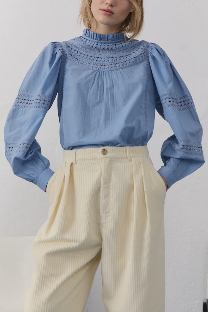 BLOUSE "PARIS" BLUSH LIGHT BLUE