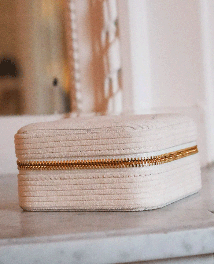 TRAVEL JEWELRY CASE "CHANTILLY" WHITE