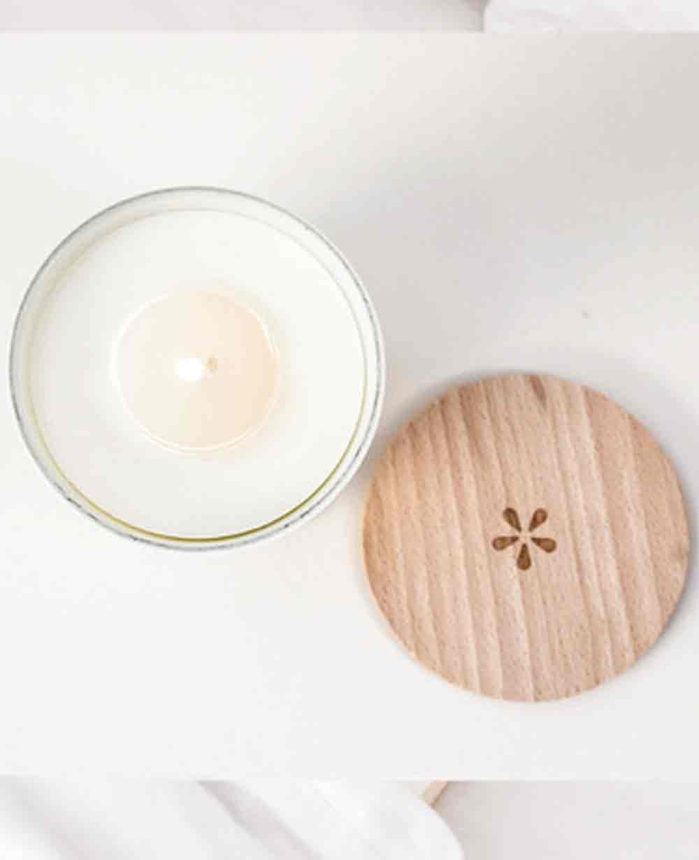 SCENTED CANDLE "FIG LEAF"