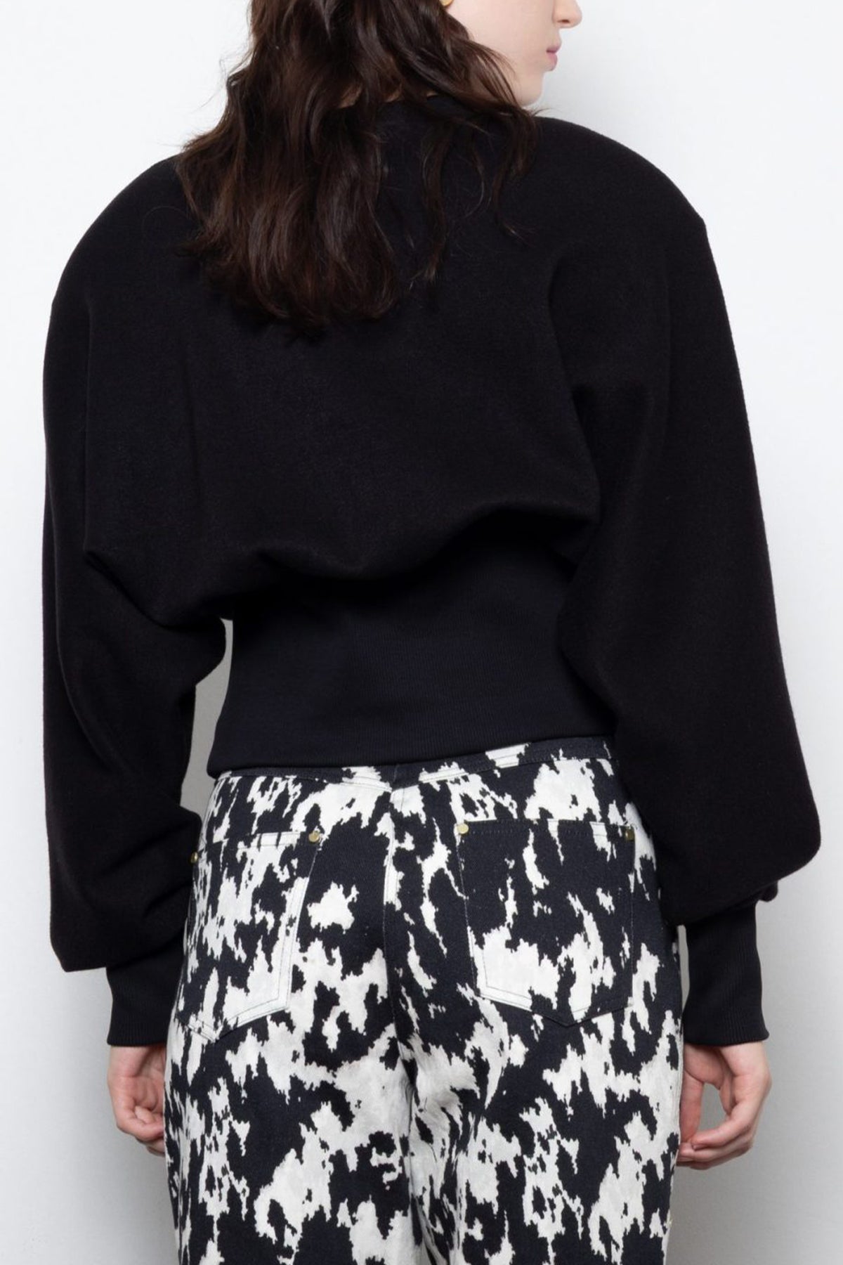 SCULPTURAL TAILORED SWEATER BLACK