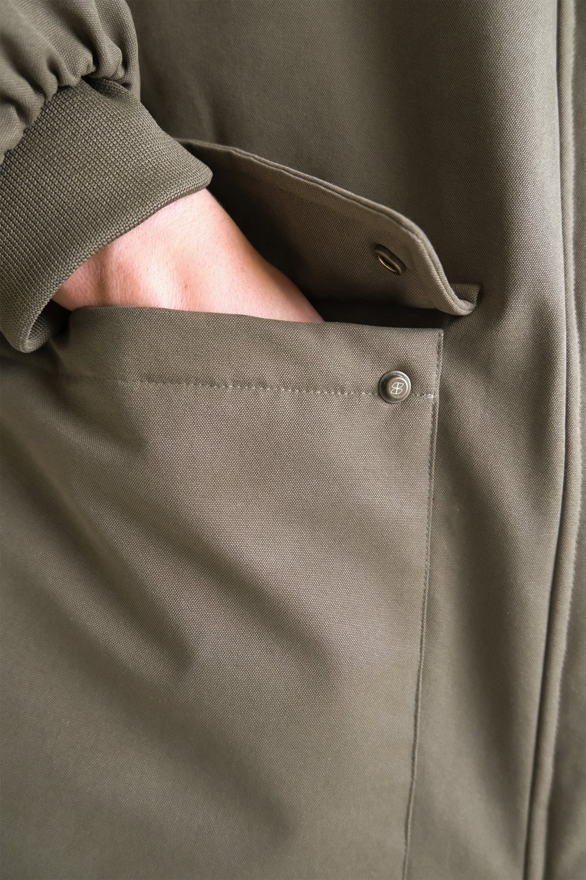 LONG PARKA WITH TEDDY LINING FOREST GREEN