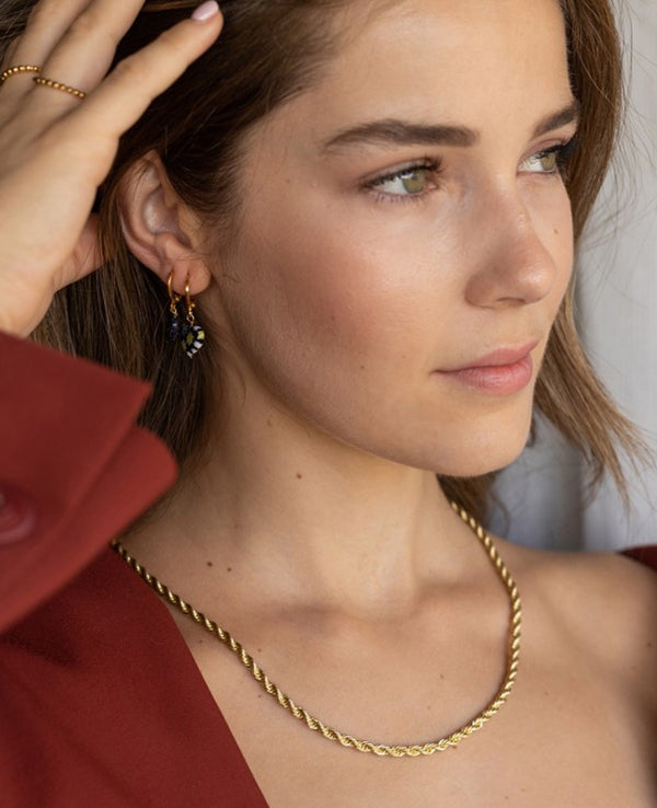 CHAIN NECKLACE "TWISTED"