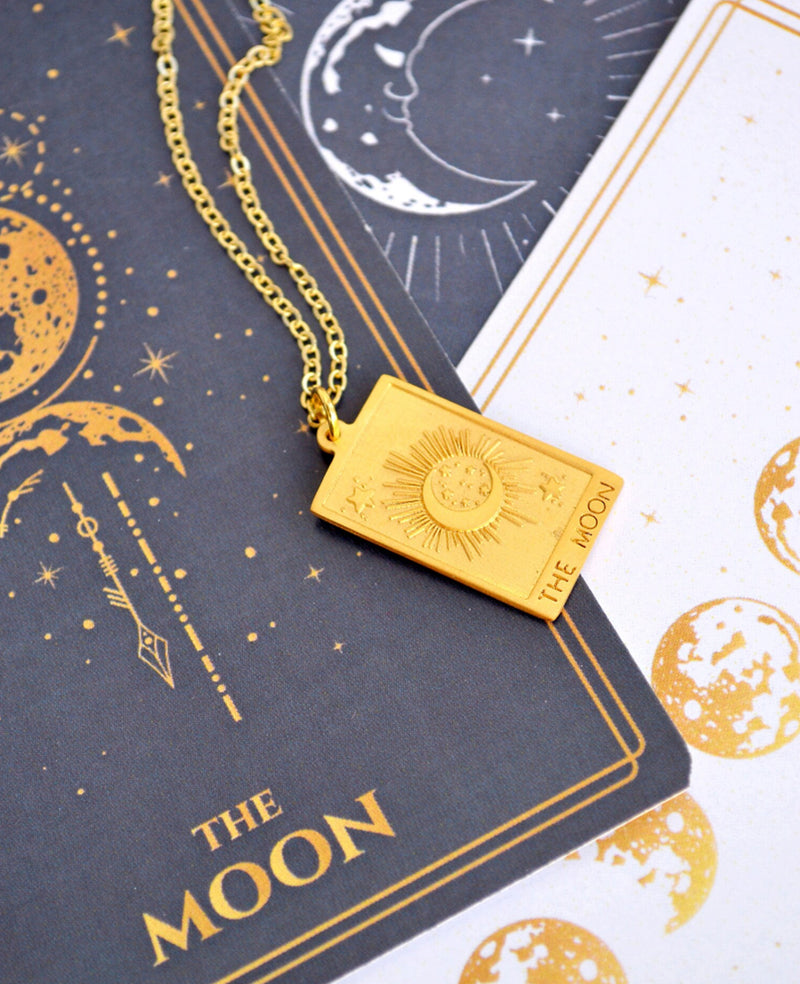 TAROT NECKLACE "THE MOON" GOLD